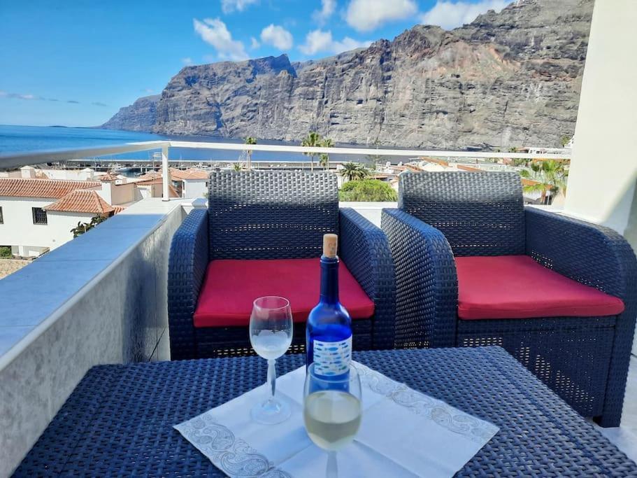 شقة Amazing View Los Gigantes & La Gomera Acantilado de los Gigantes المظهر الخارجي الصورة
