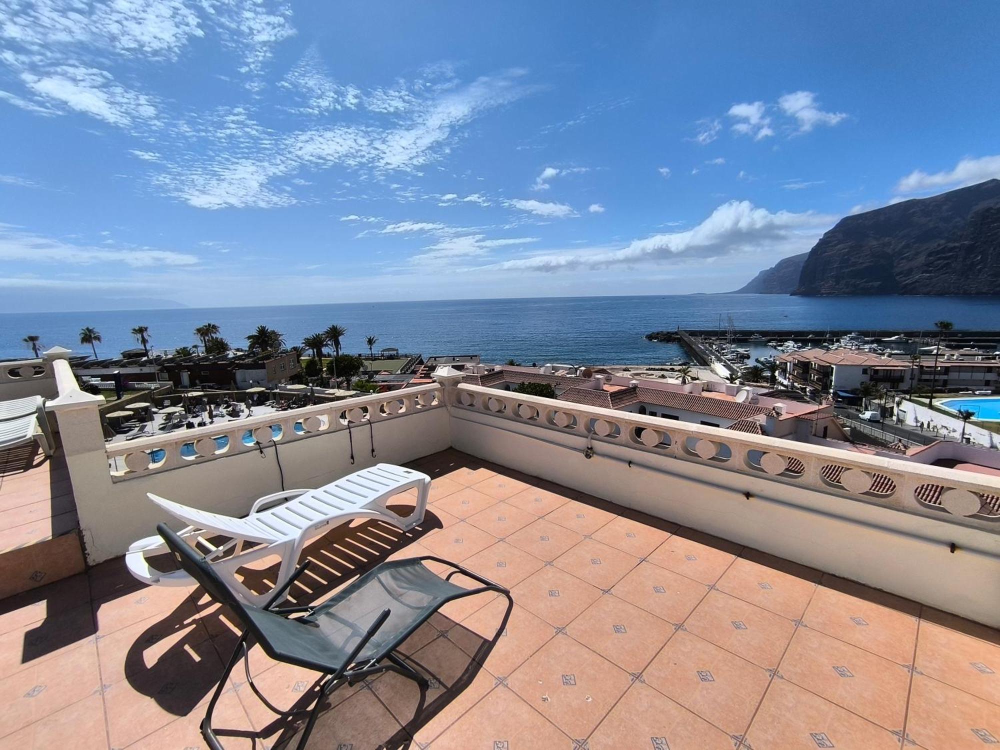 شقة Amazing View Los Gigantes & La Gomera Acantilado de los Gigantes المظهر الخارجي الصورة